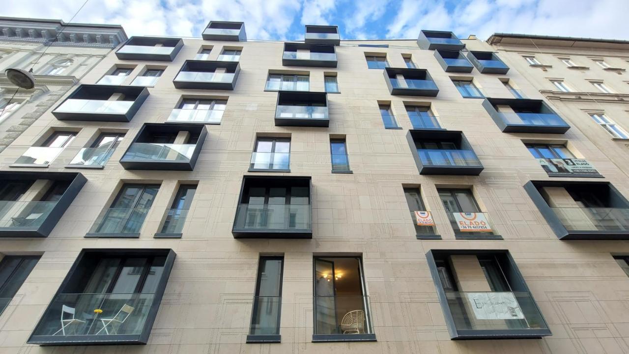 L&L Home Budapest Eksteriør bilde