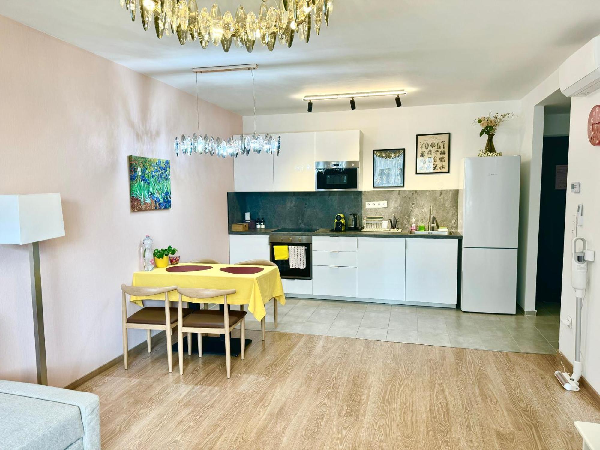 L&L Home Budapest Eksteriør bilde